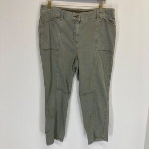 Chico's green khaki chino pants 2.5 or 14